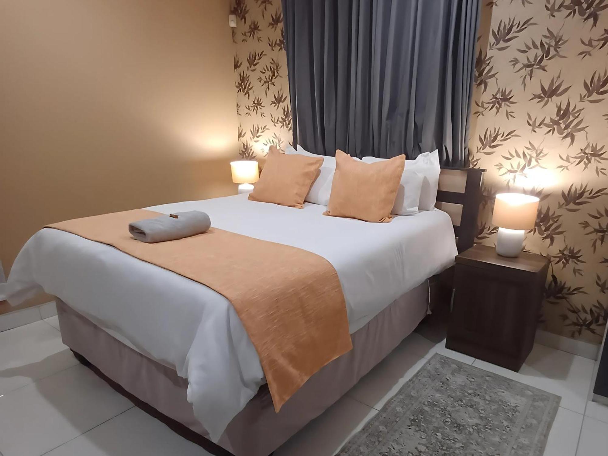 Delux Guesthouse Volksrust Екстер'єр фото